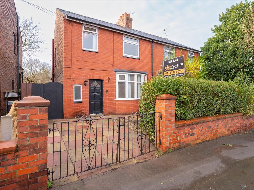 3 bed semidetached house for sale in Thatto Heath Road, St. Helens