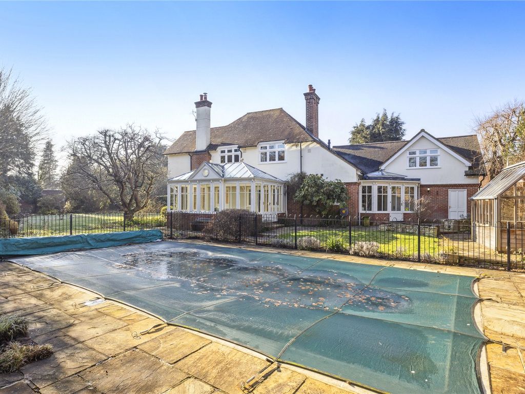 5 bed detached house for sale in Petworth Road, Witley, Godalming