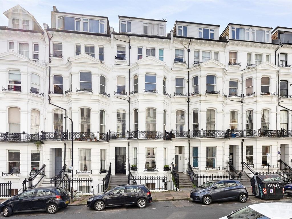 2 bed flat for sale in St. Michaels Place, Seven Dials, Brighton BN1, £