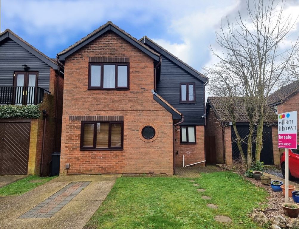 4 bed detached house for sale in The Beaneside, Watton At Stone, Hertford SG14, £550,000 Zoopla