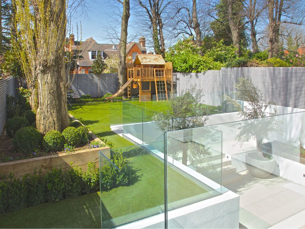 6 bed terraced house to rent in Maresfield Gardens, Hampstead NW3, £