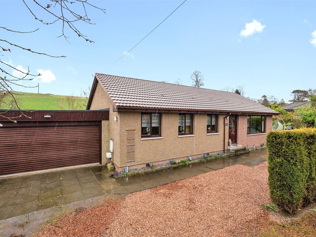 3 bed detached bungalow for sale in 27A Main Street, Carnock KY12, £