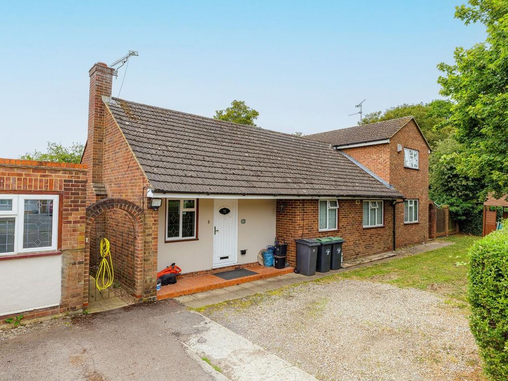 5 bed detached house for sale in Takeley, Stortford