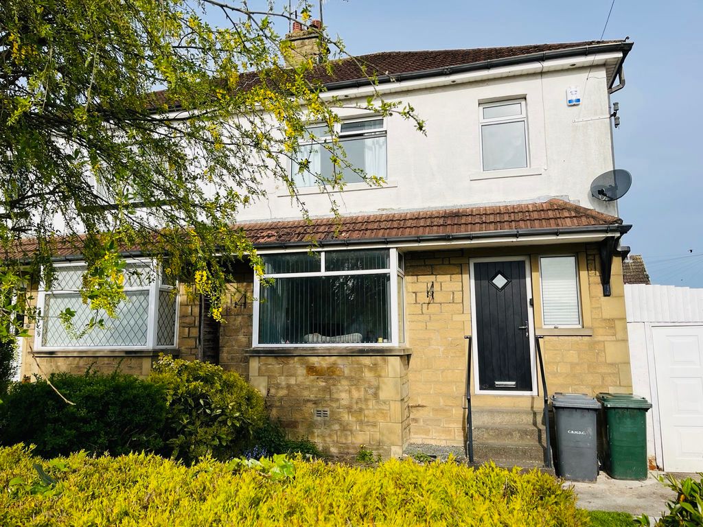 3 bed semidetached house for sale in Florence Avenue, Wilsden