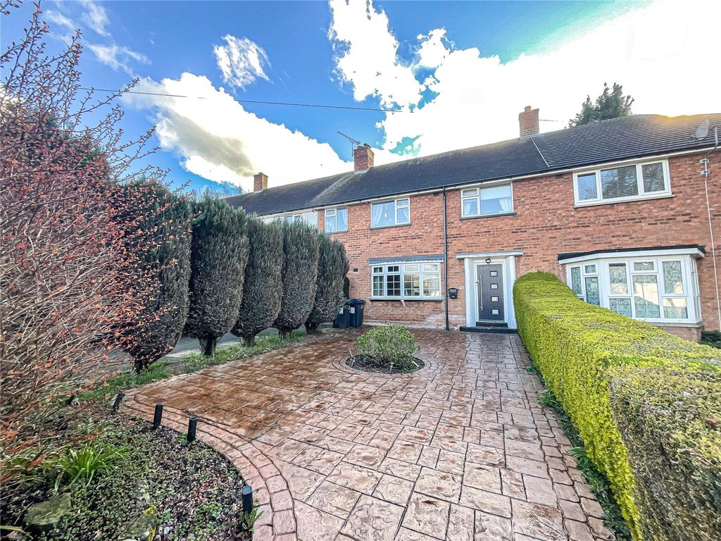 3 bed terraced house for sale in Clarence Road, Four Oaks, Sutton