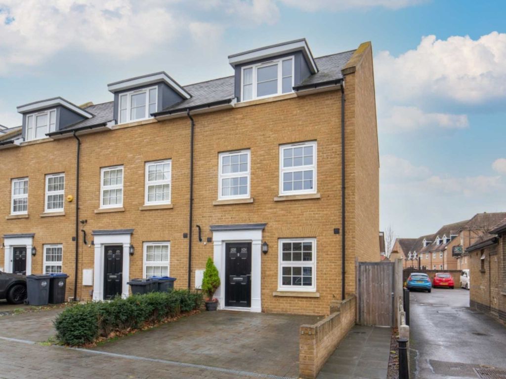 4 bed property to rent in St. Johns Street, Hertford SG14 Zoopla