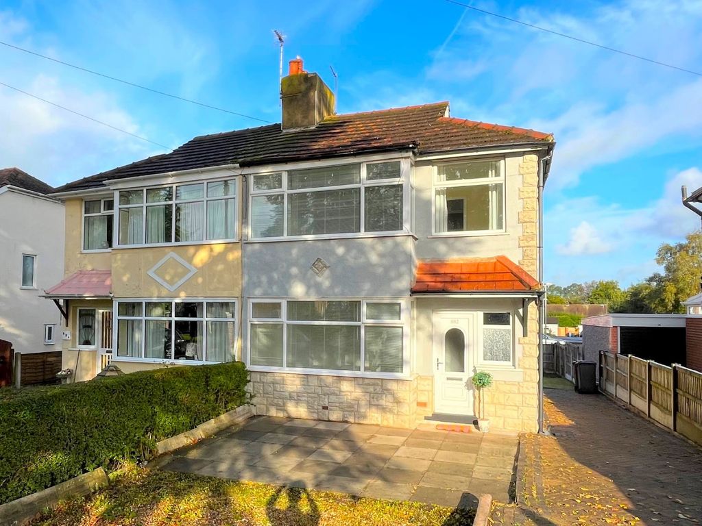 3 bed semidetached house to rent in Blackpool Road, Lea, Preston PR2