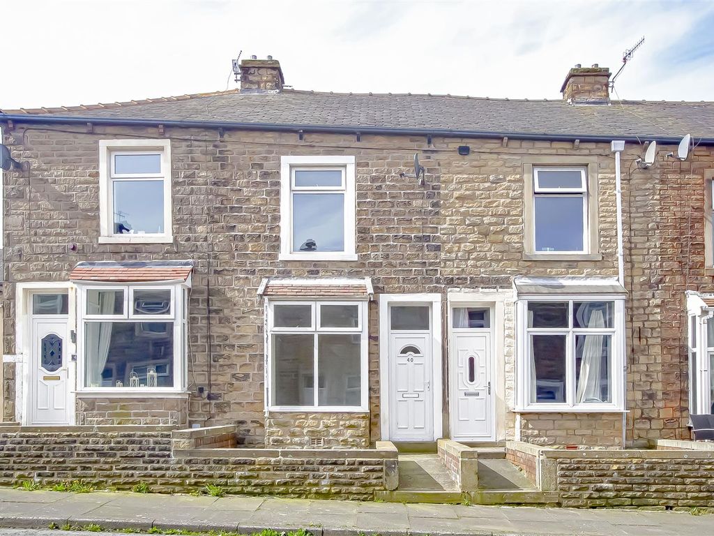 2 bed terraced house for sale in Lower East Avenue, Barnoldswick BB18