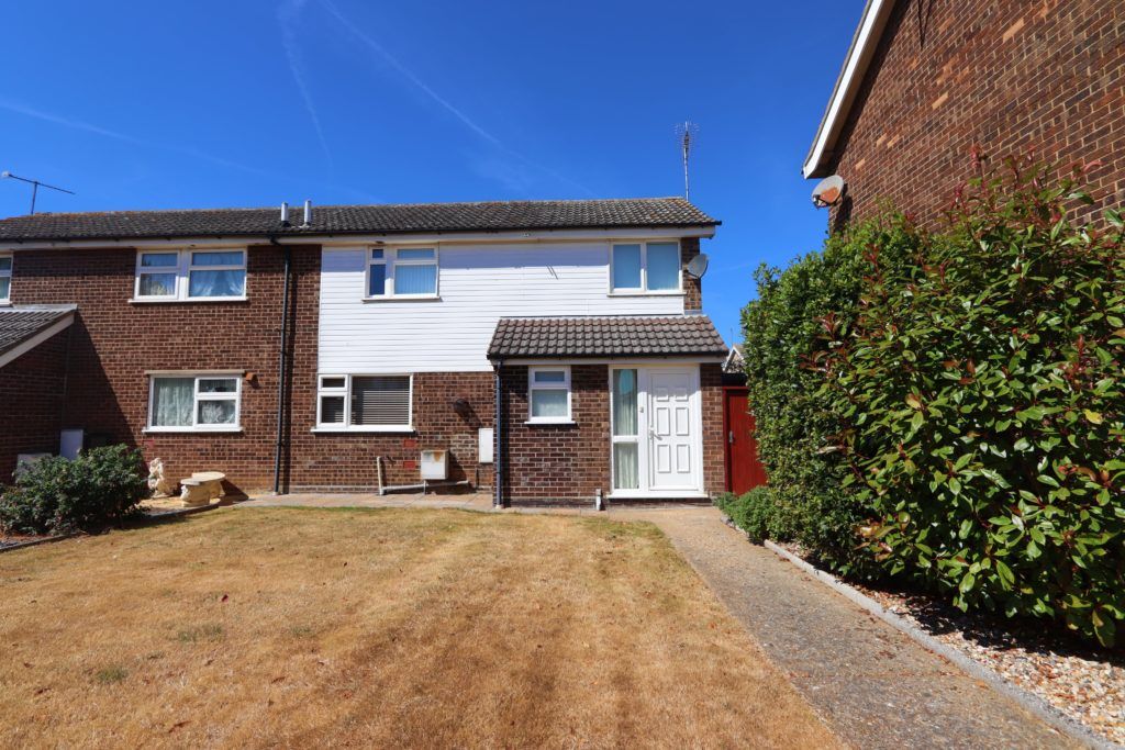 3 bed semidetached house for sale in Buttermere Green, Old Felixstowe