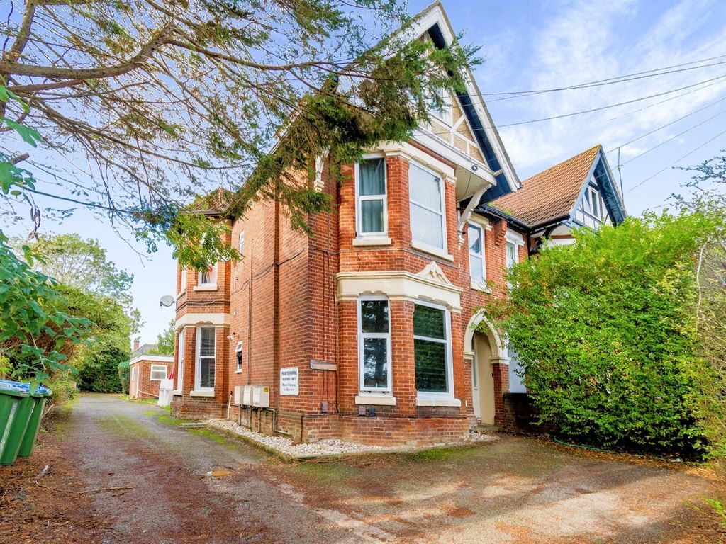 Studio for sale in Hill Lane, Southampton SO15 Zoopla