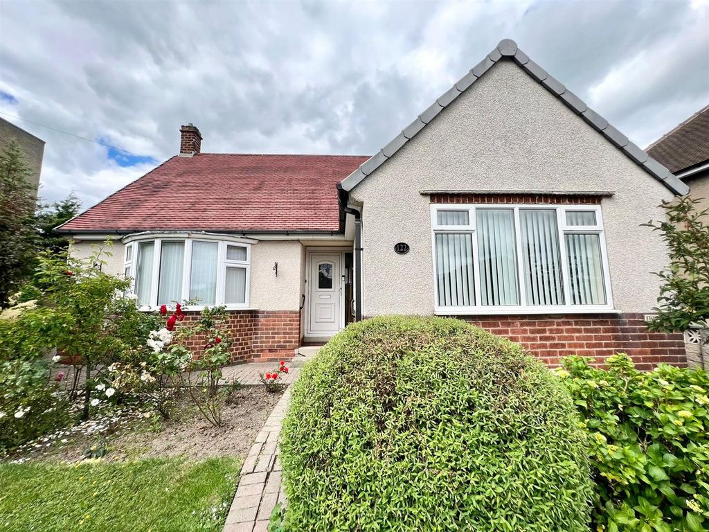 3 bed detached bungalow to rent in Stand Road, Chesterfield S41 Zoopla