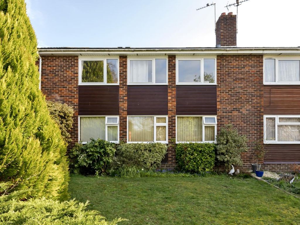 2 bed for sale in Charnwood Crescent, Hiltingbury, Chandlers