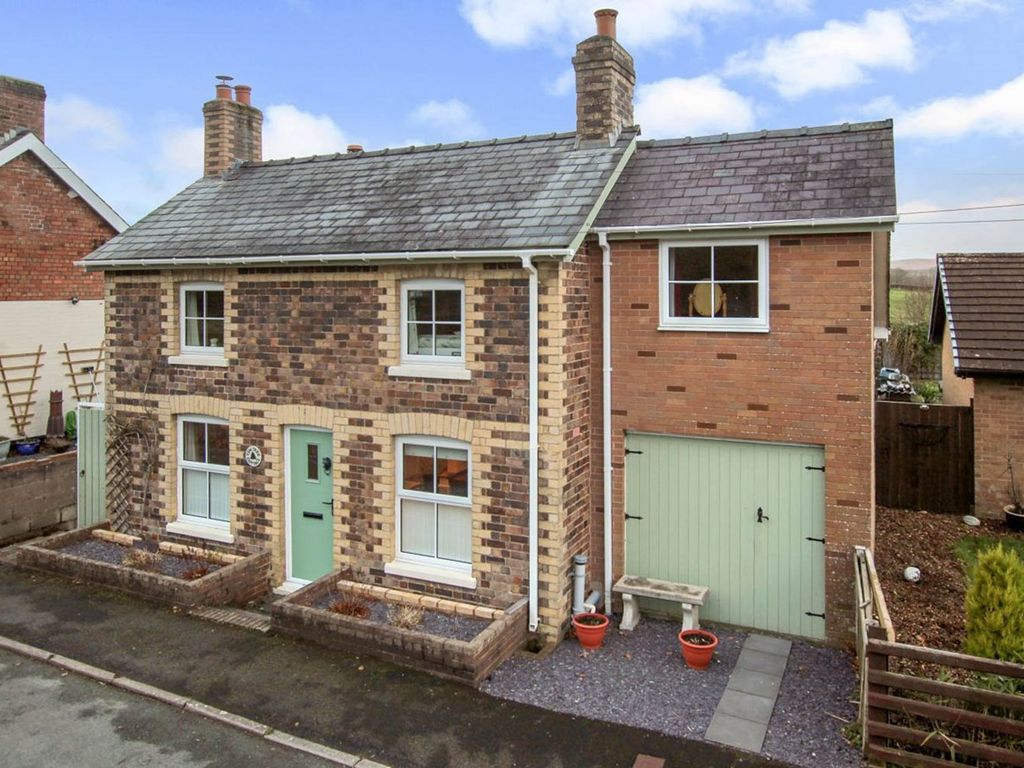 4 bed detached house for sale in Tremont Road, Llandrindod Wells LD1, £350,000 Zoopla