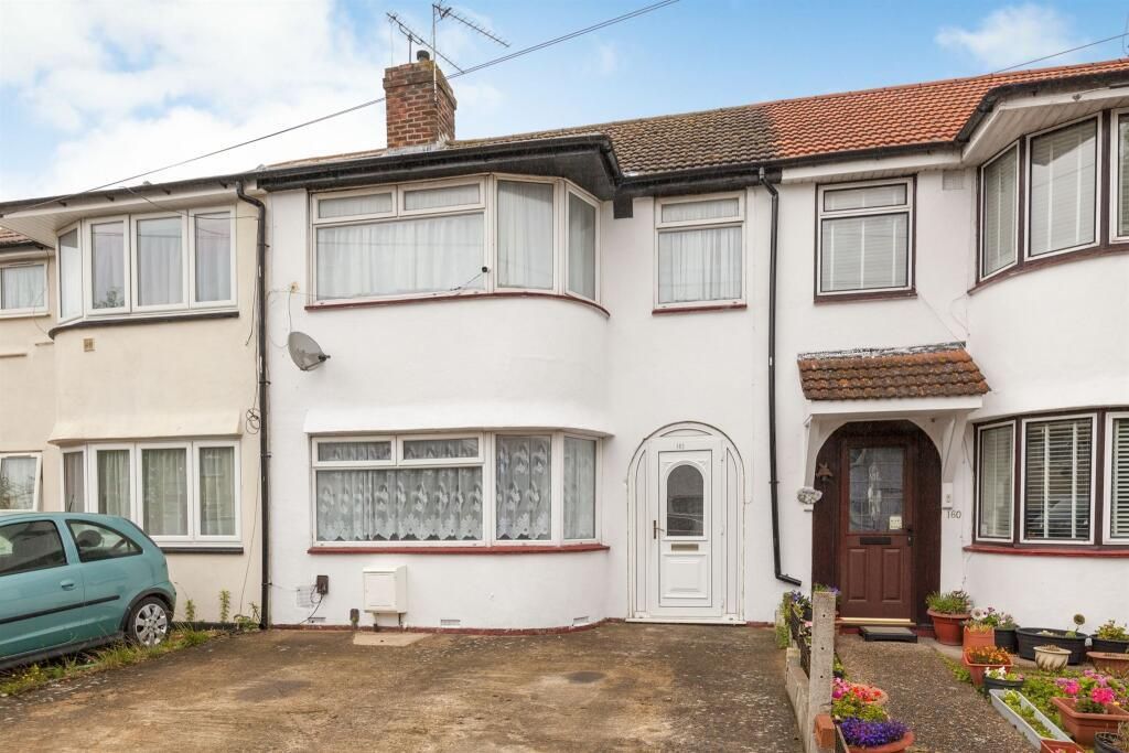 3 bed terraced house for sale in Canterbury Avenue, Slough SL2, £