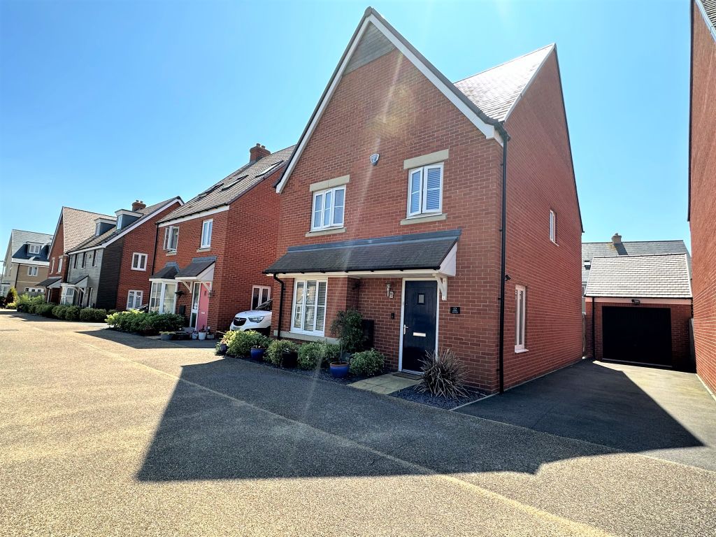 4 bed detached house for sale in Darwin Drive, Biggleswade SG18 Zoopla