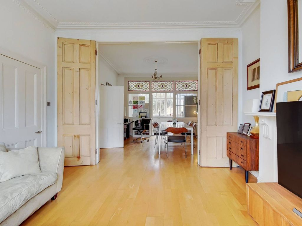 Rectory Grove, Clapham Old Town, London SW4