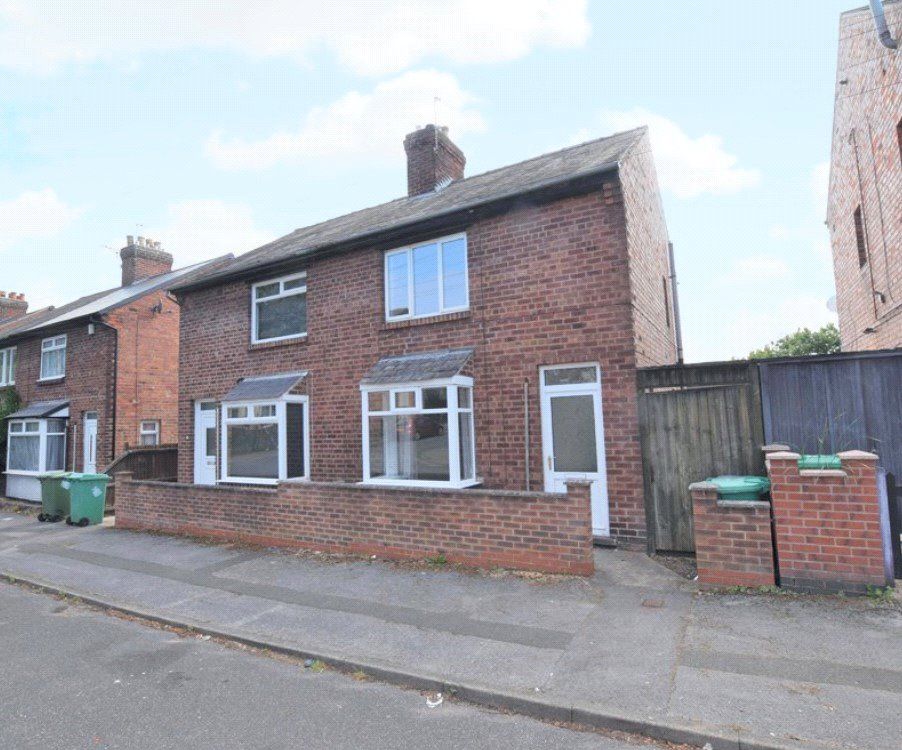 2 bed semidetached house for sale in Linden Street, Nottingham