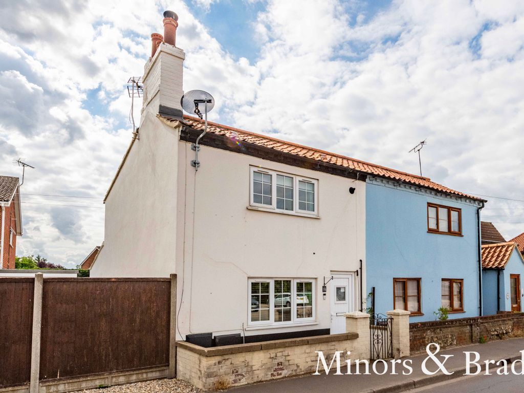 2 bed semidetached house for sale in Shipdham Road, Dereham NR19 Zoopla