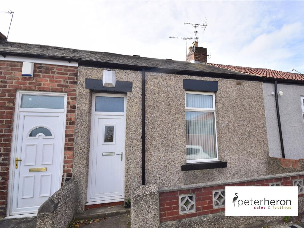 2 bed terraced house for sale in Wharncliffe Street, Millfield