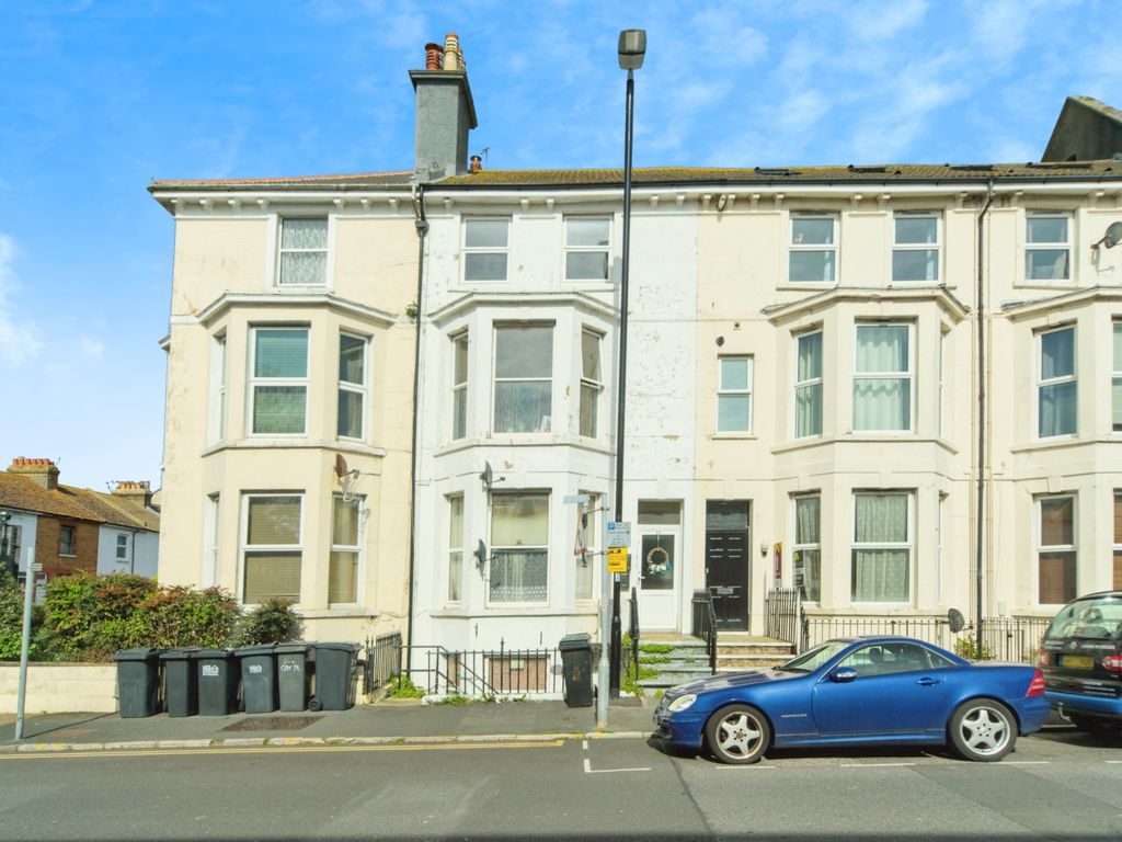 3 bed for sale in Cavendish Place, Eastbourne BN21, £200,000 Zoopla