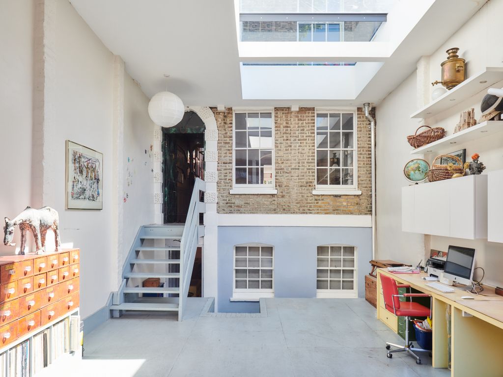 Kennington Road London SE11  