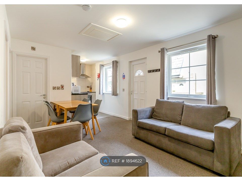 3 bed bungalow to rent in Marlborough Road, EX34, £1,083 pcm