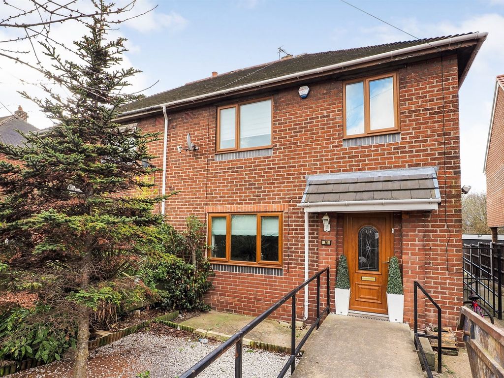 4 bed semidetached house for sale in Wingfield Road, Barnsley S71 Zoopla