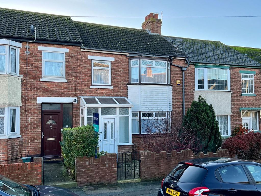 3 bed property for sale in Dawson Road, Folkestone CT19, £270,000 Zoopla