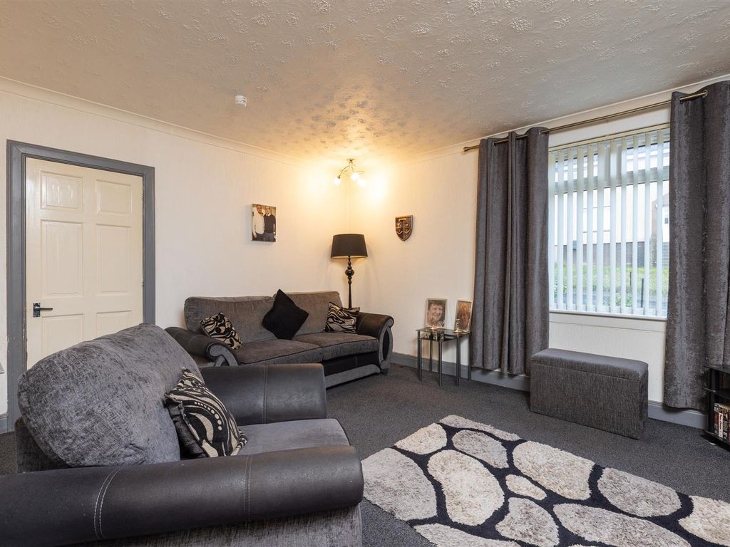 4 bed property for sale in Brahan Terrace, Perth PH1, £143,950 Zoopla