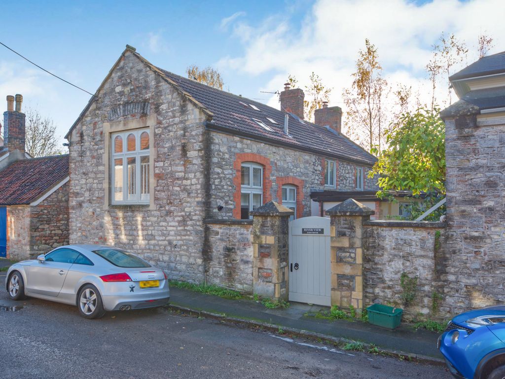 3 bed linkdetached house for sale in Southover, Wells, Somerset BA5, £