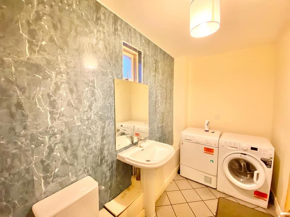 8 bed terraced house for sale in Gillott Road, Birmingham B16, £55,300 Zoopla