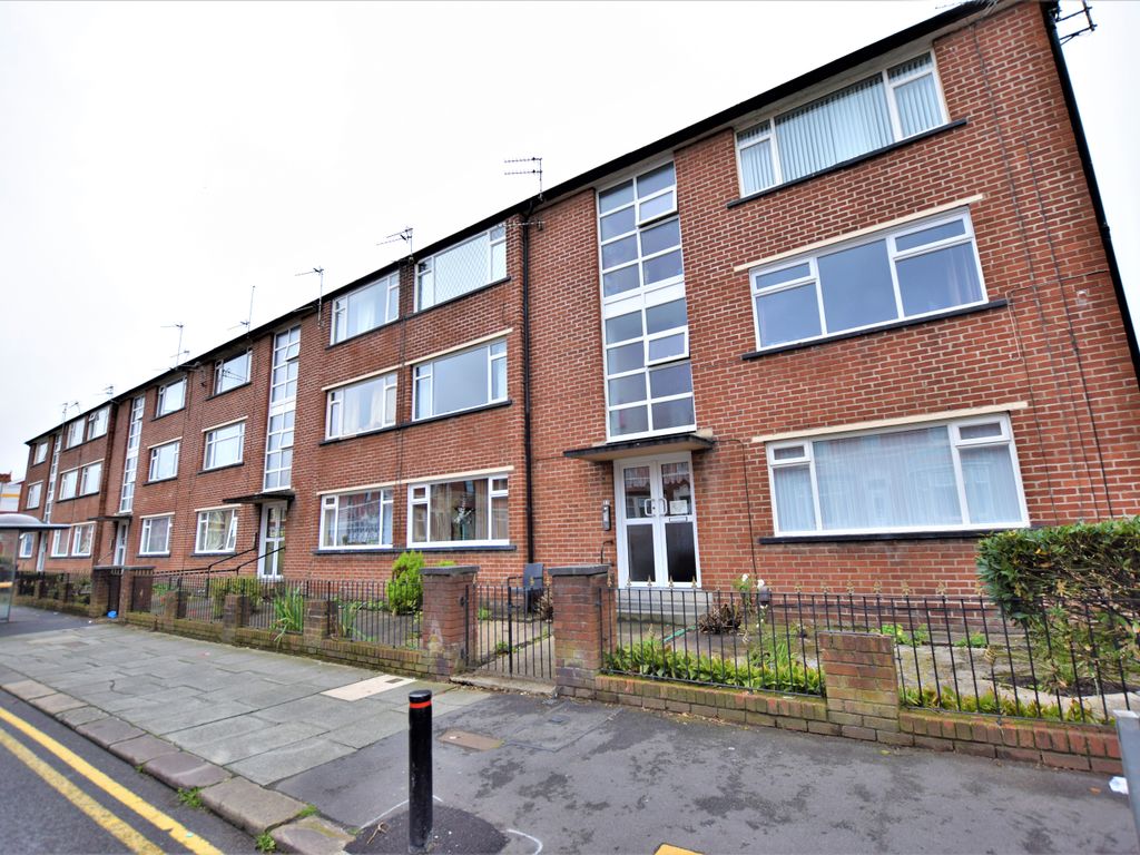 2 bed flat for sale in Grasmere Road, Blackpool FY1 Zoopla