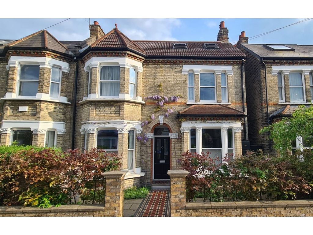 Sistova Road, Balham SW12  