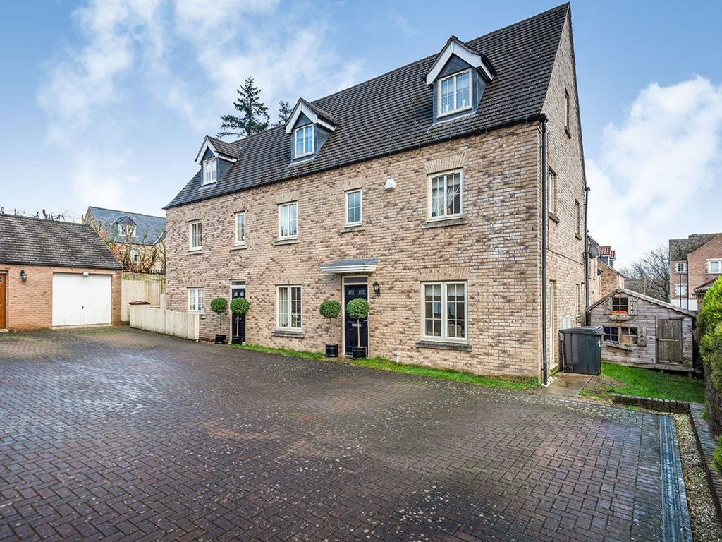 The Spinney, Sheffield, South Yorkshire S17  