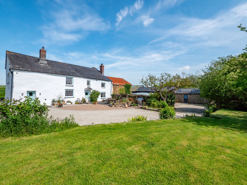 6 bed farmhouse for sale in Sharlands Road, Marhamchurch, Bude EX23, £