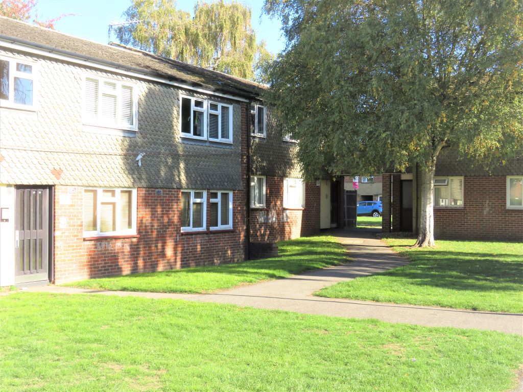 2 bed flat for sale in Ditchfield Road, Hoddesdon EN11 Zoopla