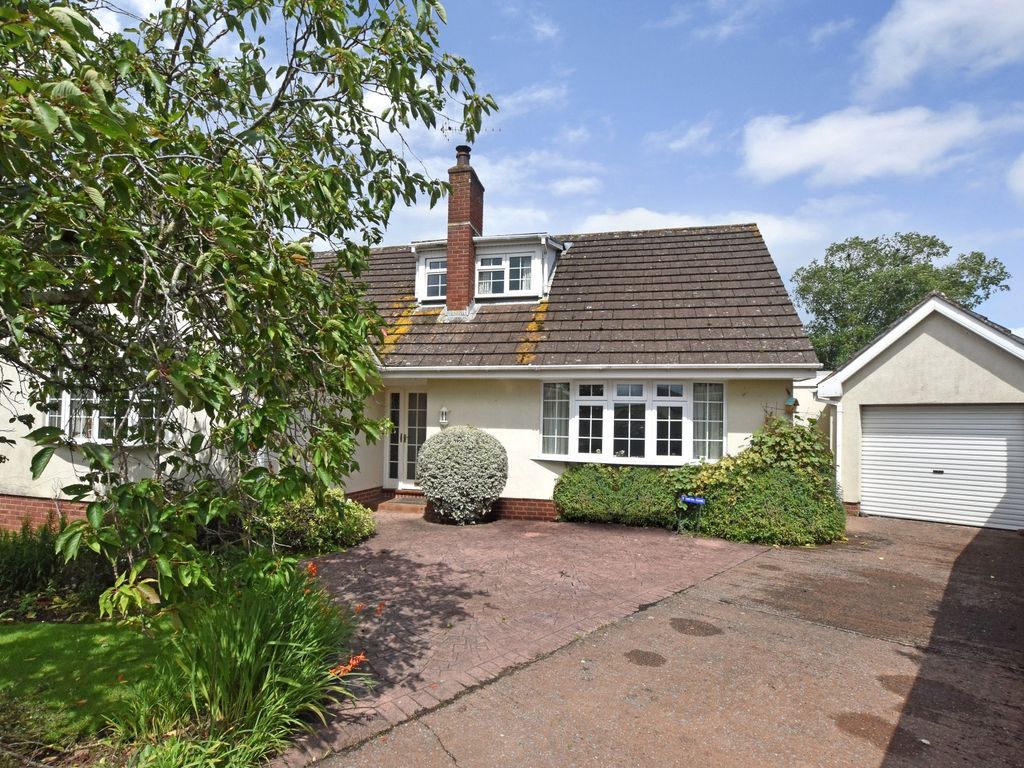 3 bed bungalow for sale in Barton Close, Cheriton Fitzpaine, Crediton