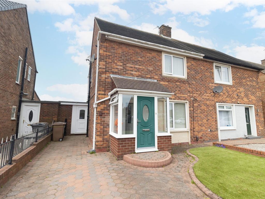2 bed semidetached house for sale in Rothley Gardens, Marden, North