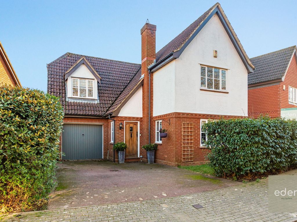 4 bed detached house for sale in Lambourne Drive, Kings Hill ME19, £750,000 Zoopla