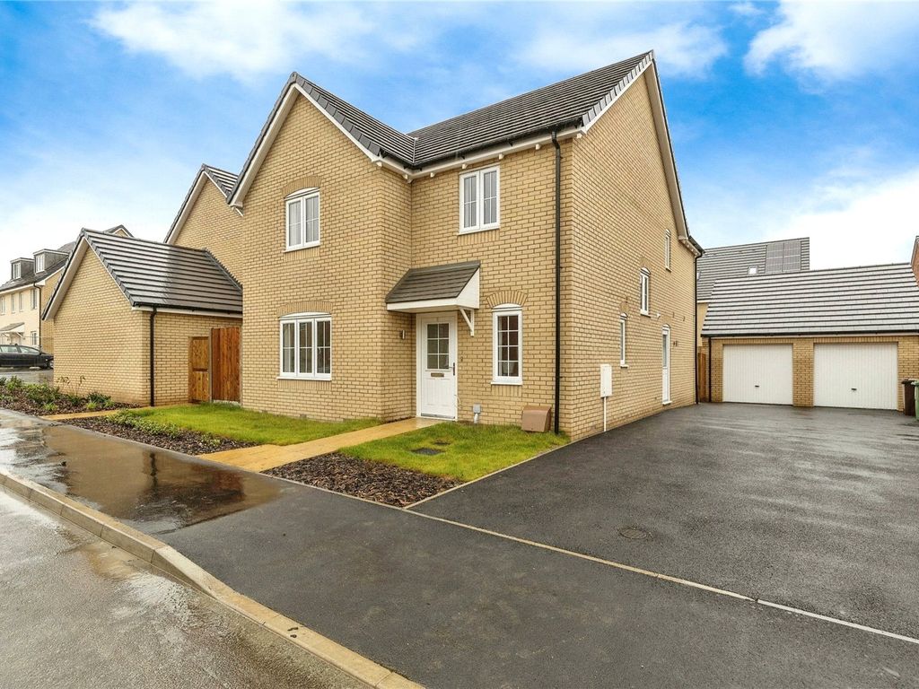 New home, 4 bed semidetached house for sale in Broadland Fields