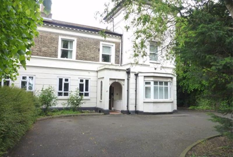 2 bed flat to rent in Ewell Road, Surbiton KT6, £1,600 pcm Zoopla