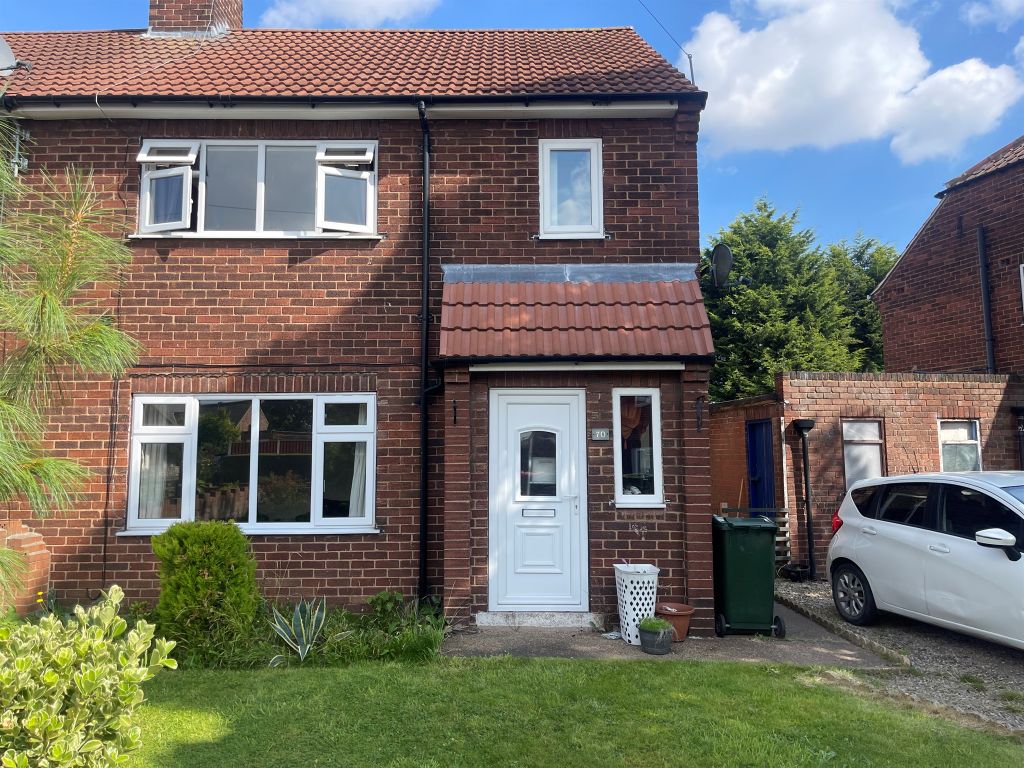 3 bed semidetached house for sale in West Acres, Byram, Knottingley