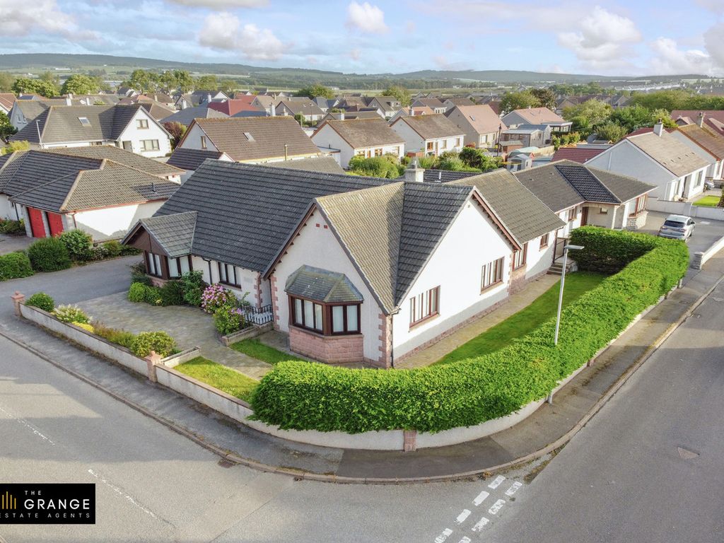3 bed detached bungalow for sale in Burnbank, Buckie AB56, £360,000