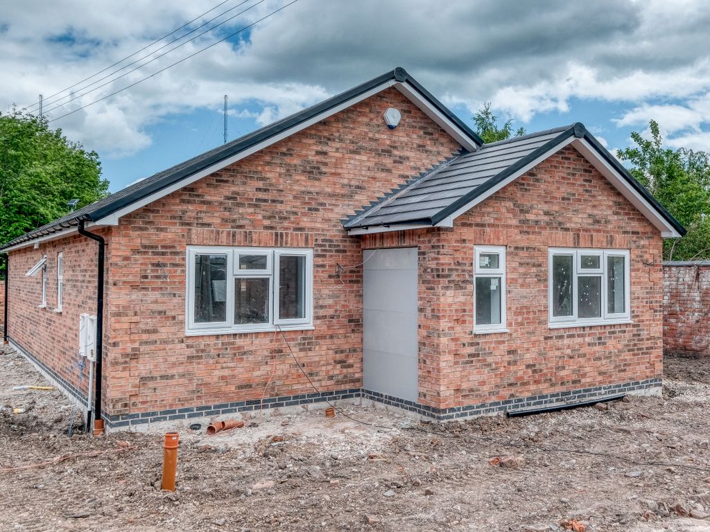 3 bed bungalow for sale in Chapel Mews, Wychbold, Droitwich WR9 Zoopla
