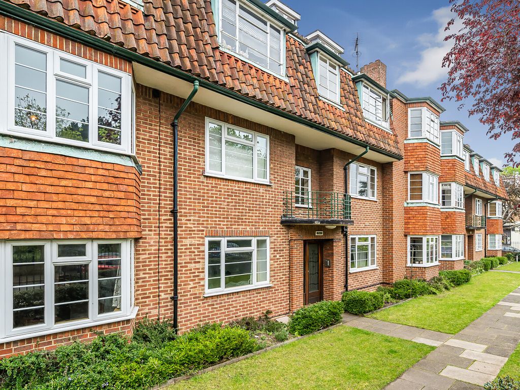 2 bed flat for sale in West Street Lane, Carshalton SM5, £325,000 Zoopla