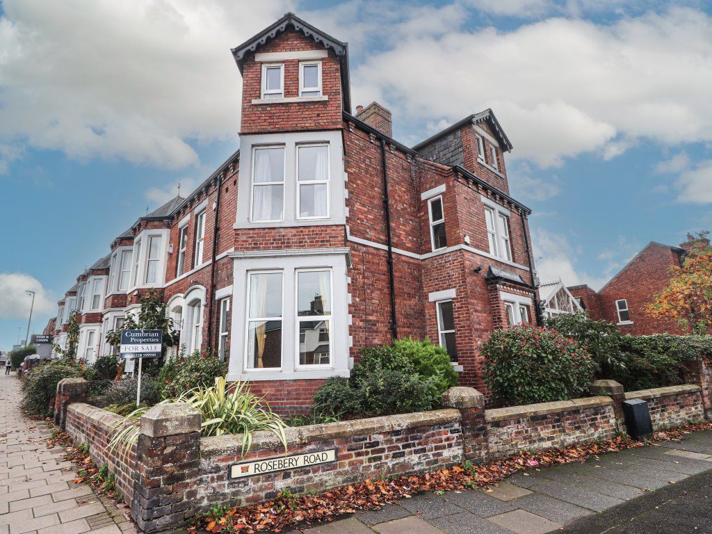 6 bed town house to rent in Scotland Road, Stanwix, Carlisle CA3 Zoopla