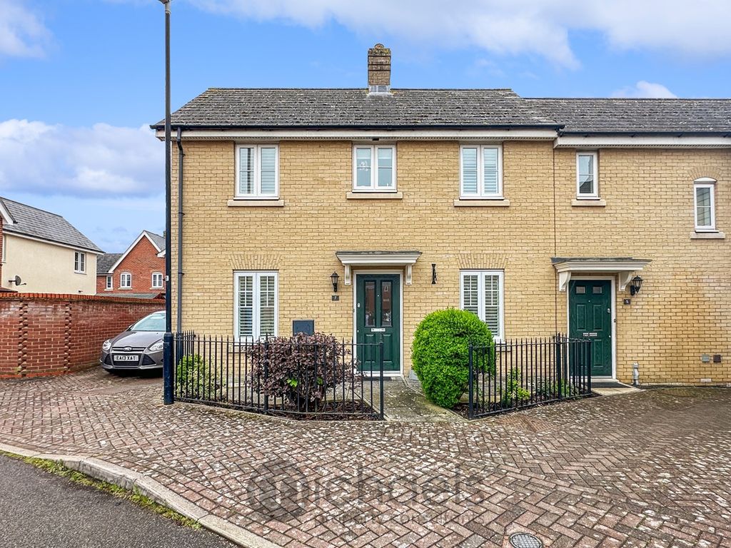 2 bed semidetached house for sale in Talavera Crescent, Colchester