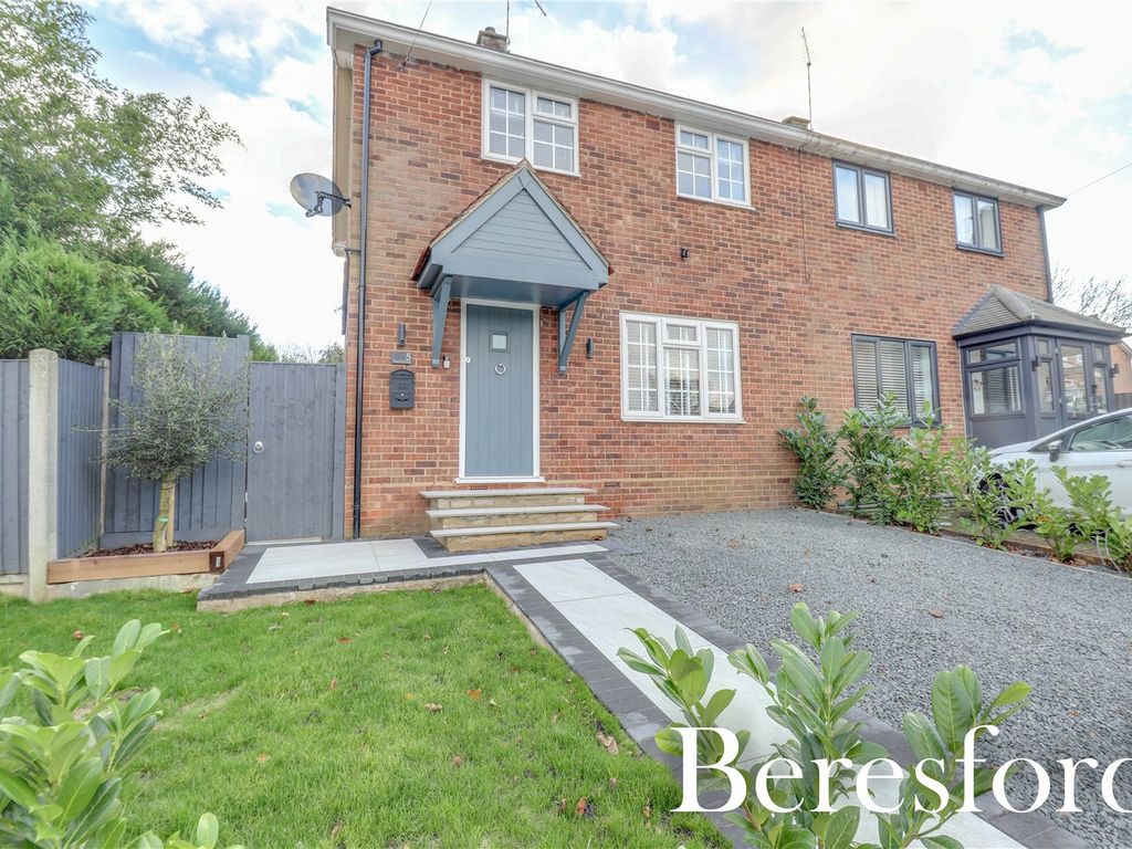 2 bed semidetached house for sale in Greenstead Close, Hutton CM13, £