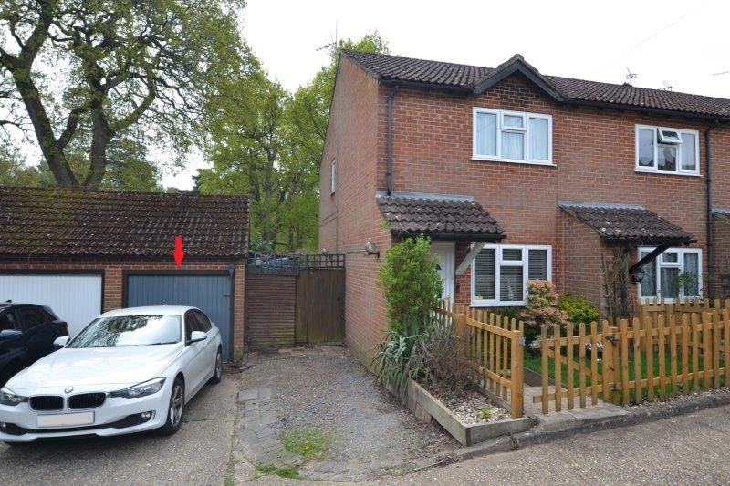 2 bed end terrace house for sale in Road, Bordon GU35 Zoopla