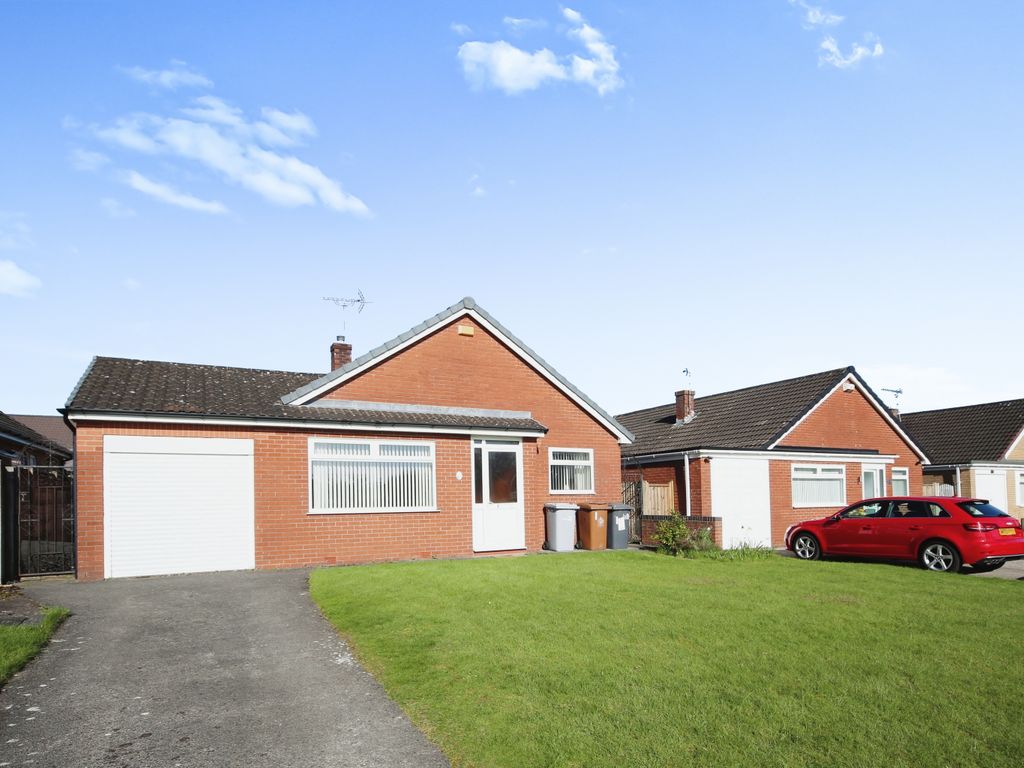 3 bed detached bungalow for sale in Adlington Drive, Sandbach CW11 Zoopla